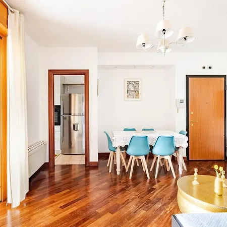 Cozy Garden Bbq Near Subway Апартаменты *