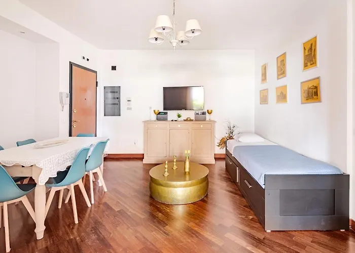 Cozy Garden Bbq Near Subway Appartamento Roma